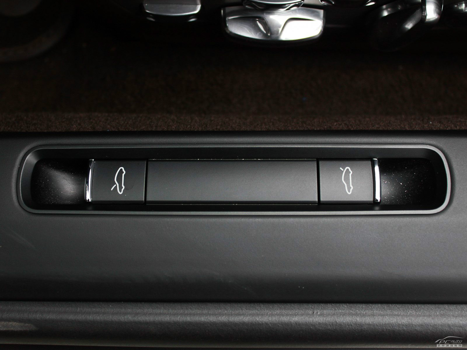 保時捷911內(nèi)飾高清大圖