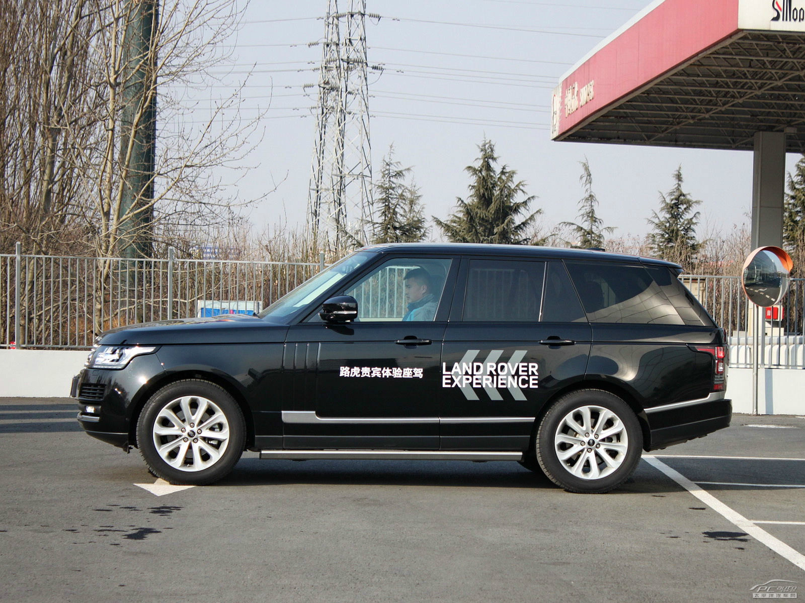 攬勝外觀高清大圖