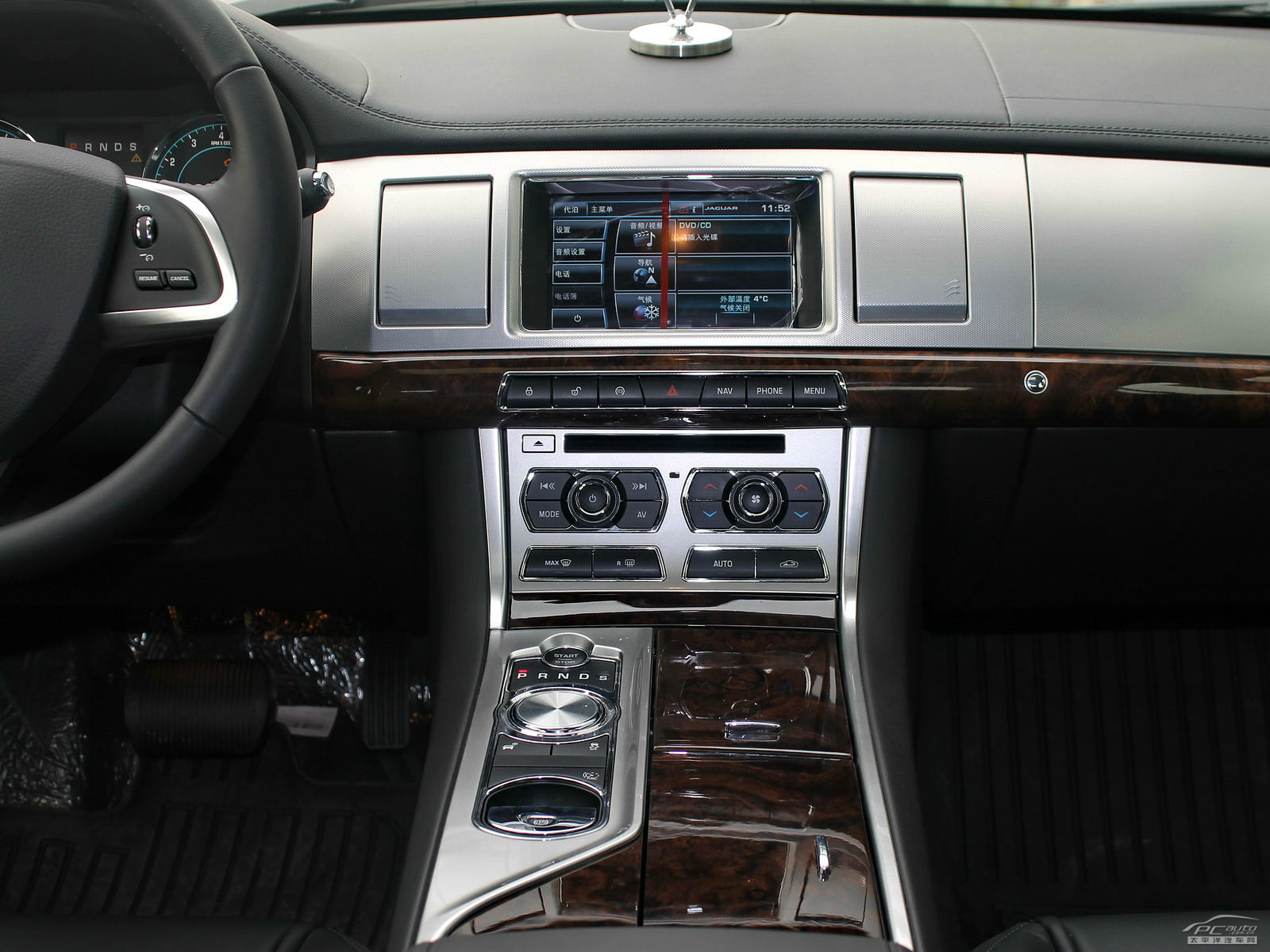 捷豹XF(進(jìn)口)內(nèi)飾高清大圖