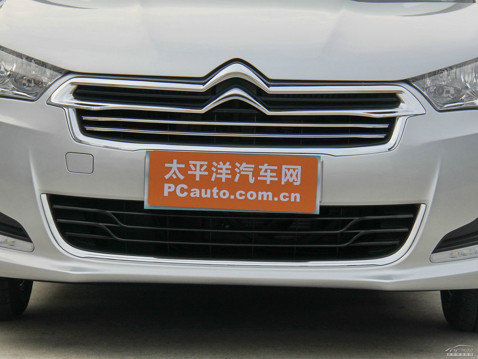 雪鐵龍C4L外觀高清大圖