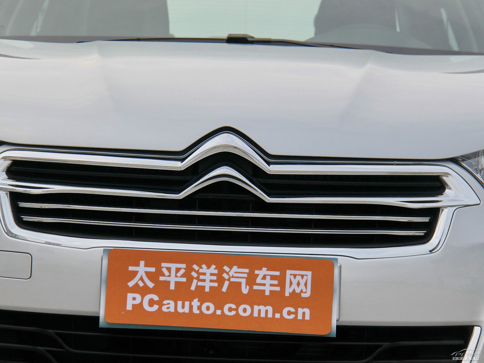 雪鐵龍C4L外觀高清大圖