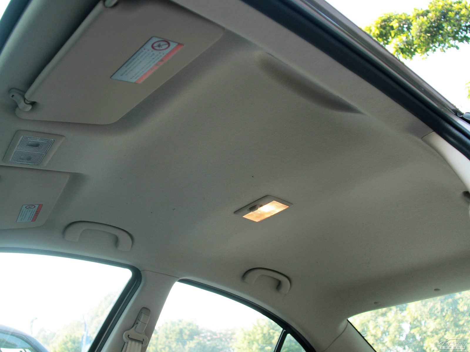 天語(yǔ)·尚悅內(nèi)飾高清大圖