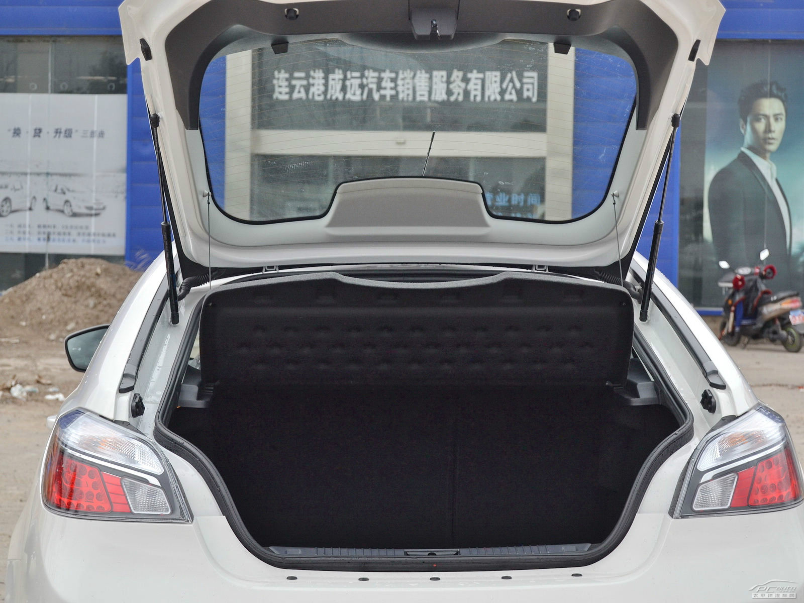 MG6空間高清大圖