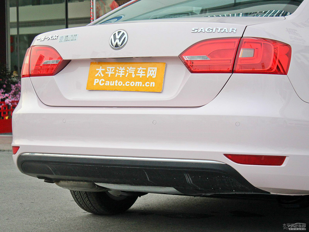 速騰車尾外觀圖片