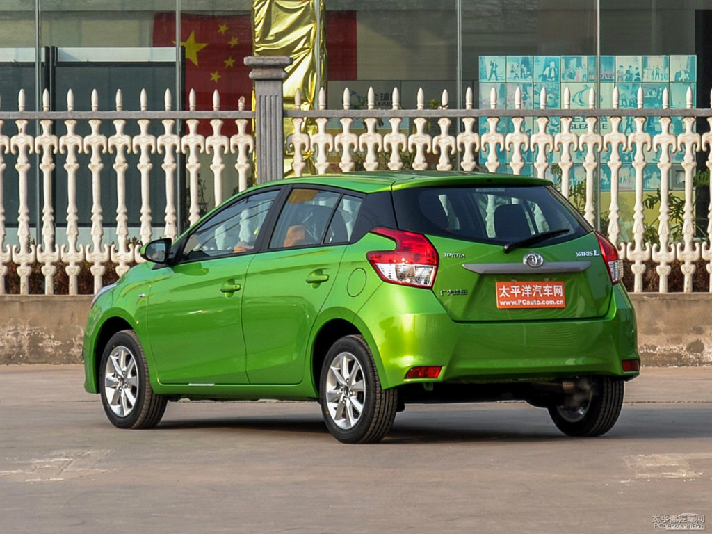 炫彩綠YARiS L 致炫整車外觀外觀圖片