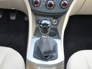 2013款 1.5L MT 豪華型 國(guó)IV 2013款 1.5L MT 豪華型 國(guó)IV