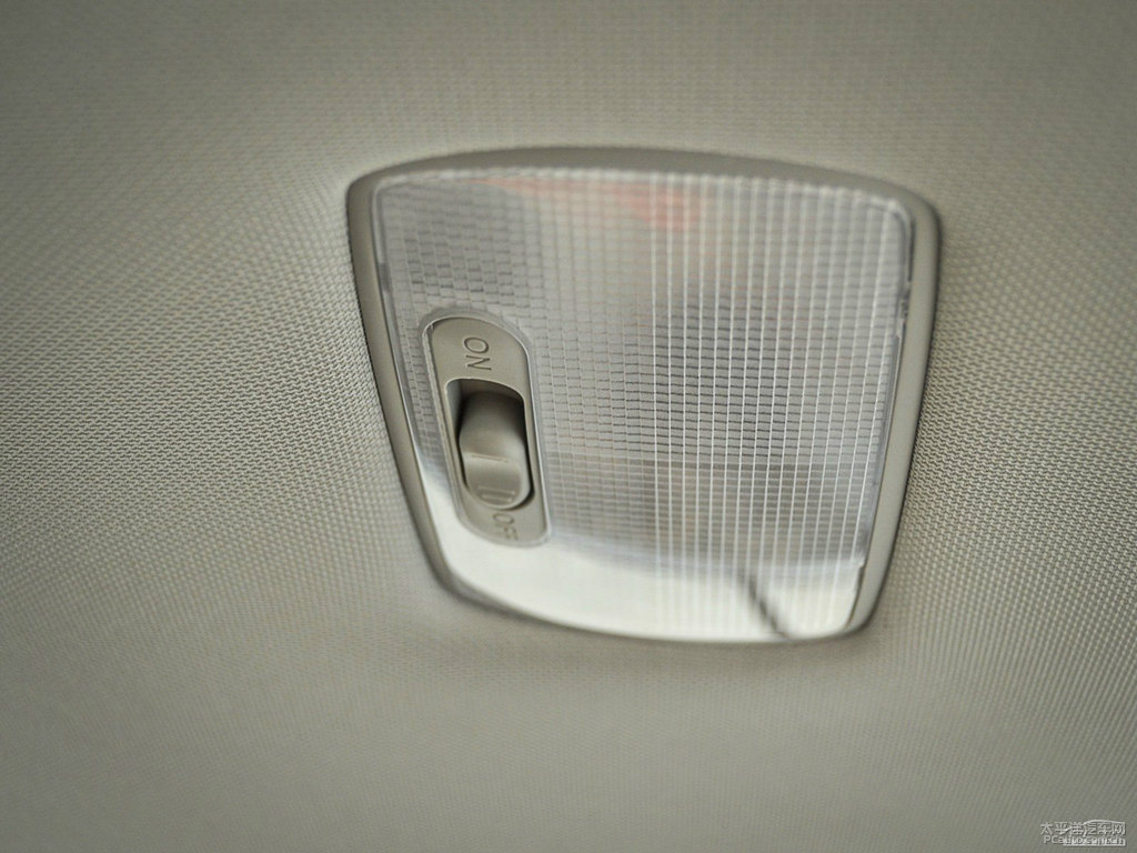 鈦金銀思域車廂內(nèi)飾圖片