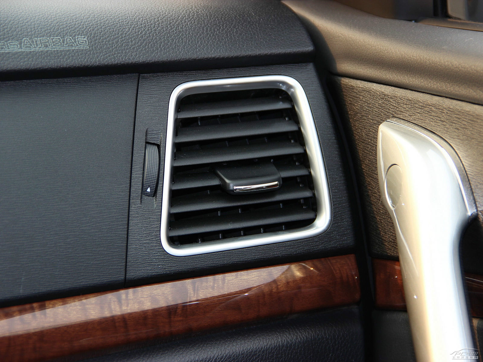 哈弗H6內(nèi)飾高清大圖