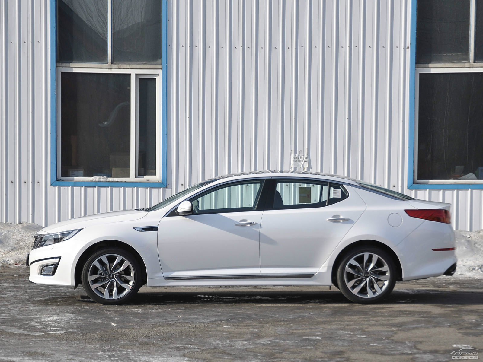 起亞K5凱酷外觀高清大圖