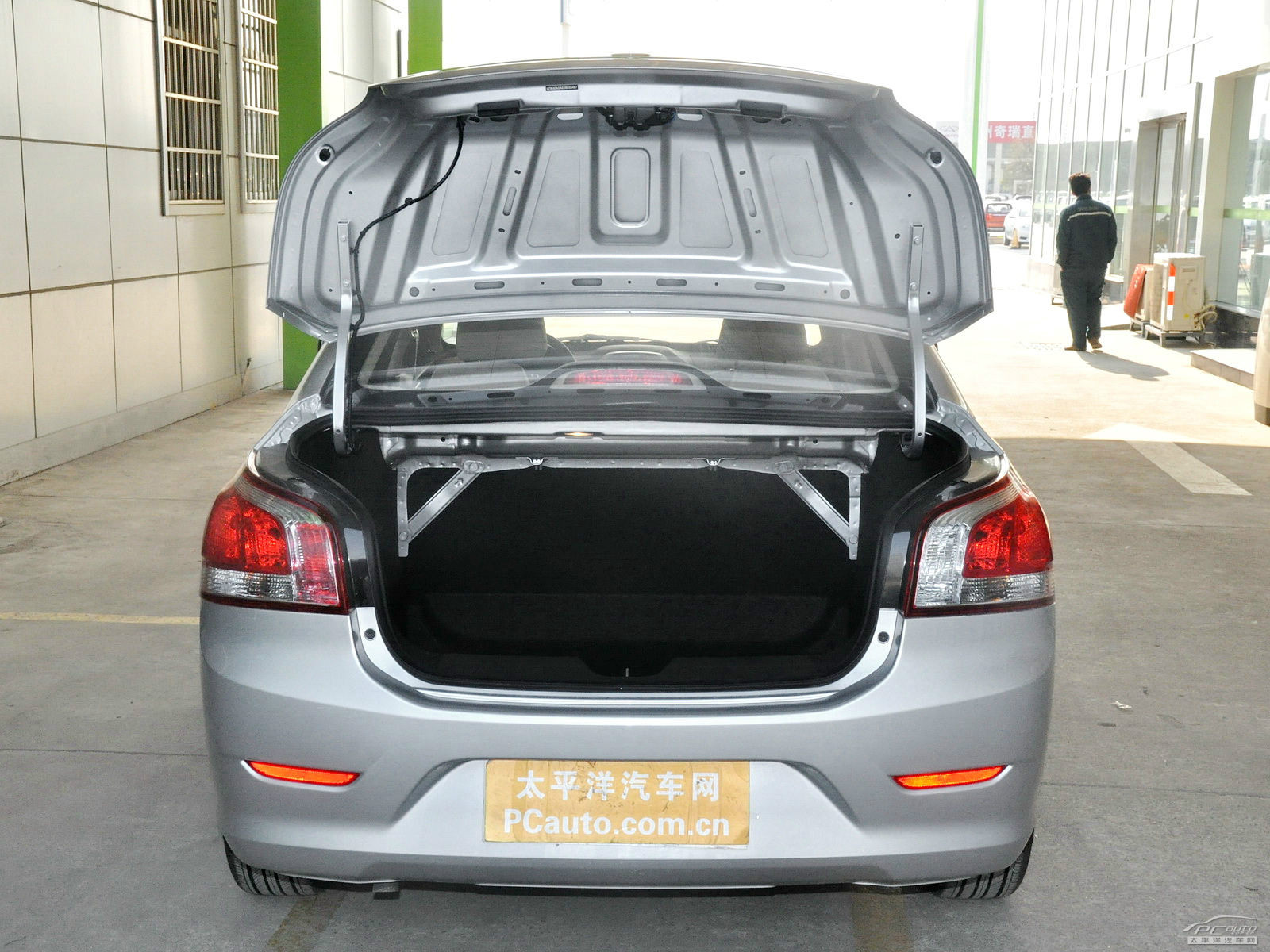 寶駿630空間高清大圖