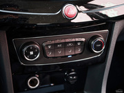 2013款 1.5L 手動舒適型5座 2013款 1.5L 手動舒適型5座