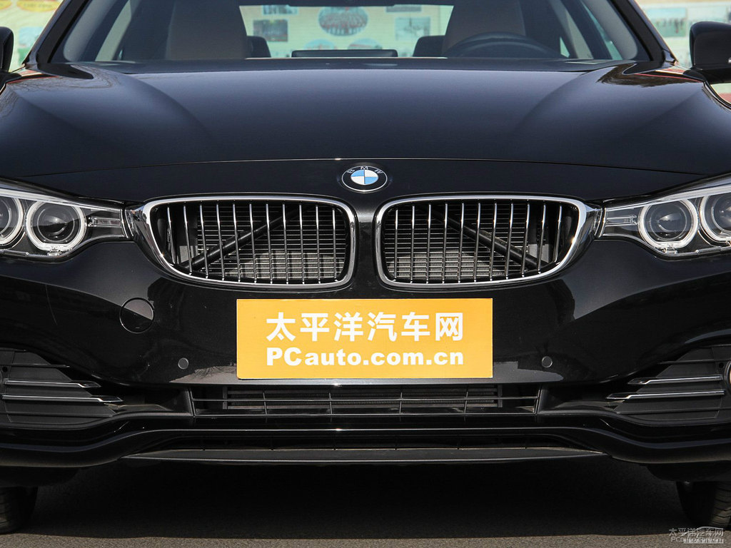 黑色寶馬4系車頭外觀圖片