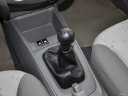 2013款 三廂 1.2L 手動 理想版 2013款 三廂 1.2L 手動 理想版