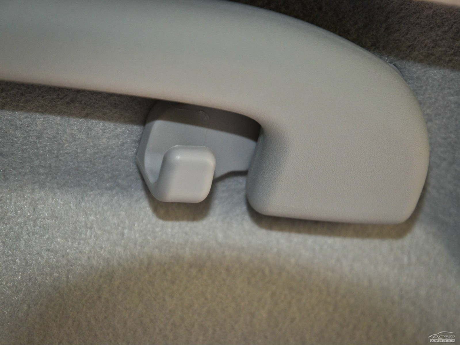 納智捷大7 MPV內(nèi)飾高清大圖