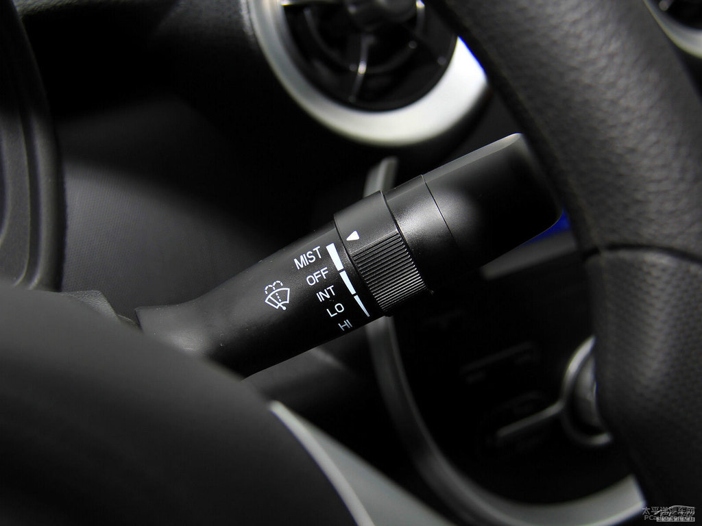 {(ln)ɫ330п؃(ni)DƬ