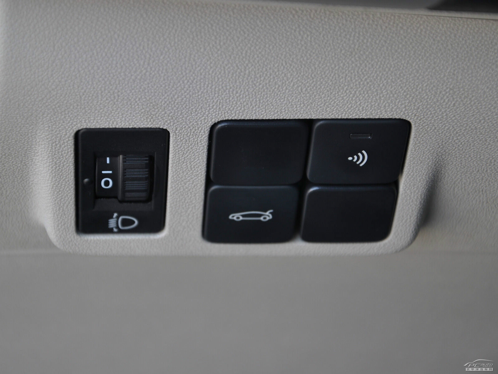 全新愛麗舍內(nèi)飾高清大圖