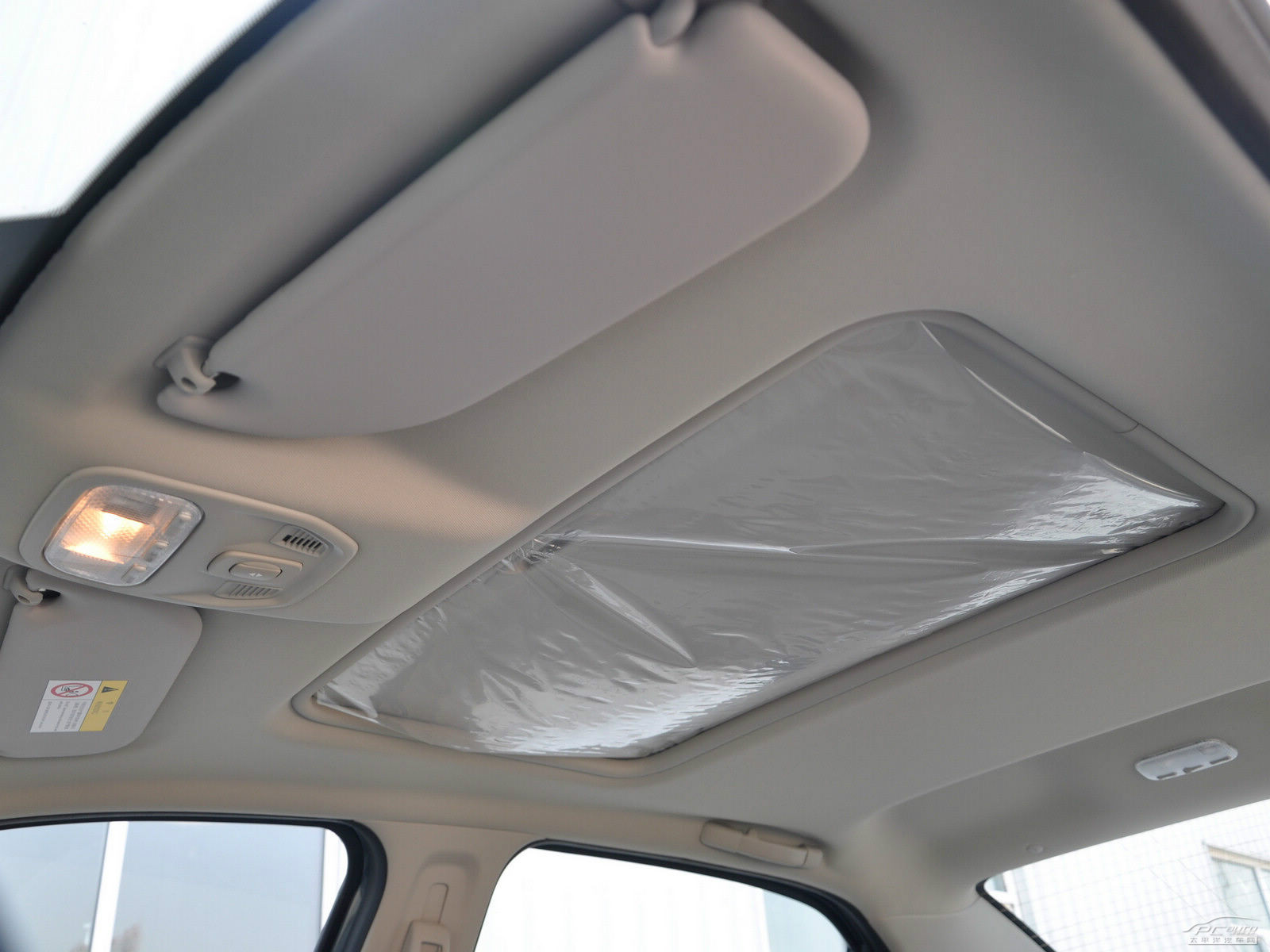 全新愛麗舍內(nèi)飾高清大圖