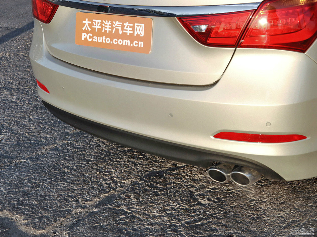 絲綢金名圖車尾外觀圖片