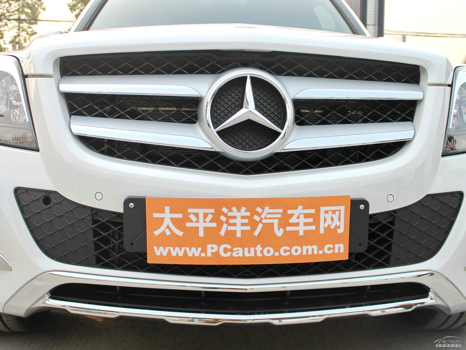 奔馳GLK外觀高清大圖