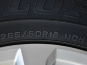 2014款 4.0L VX NAVI 2014款 4.0L VX NAVI