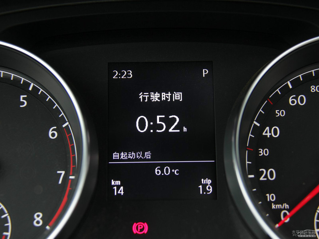 唐古拉白高爾夫中控內(nèi)飾圖片