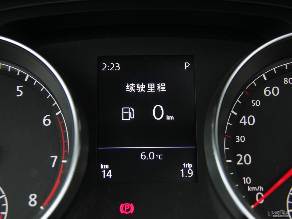 唐古拉白高爾夫中控內(nèi)飾圖片