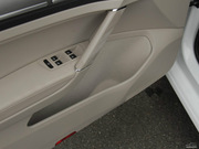 2014款 1.6L 自動(dòng)舒適型 2014款 1.6L 自動(dòng)舒適型