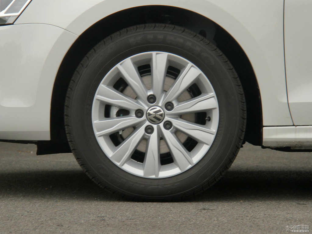 糖果白速騰車(chē)身外觀圖片