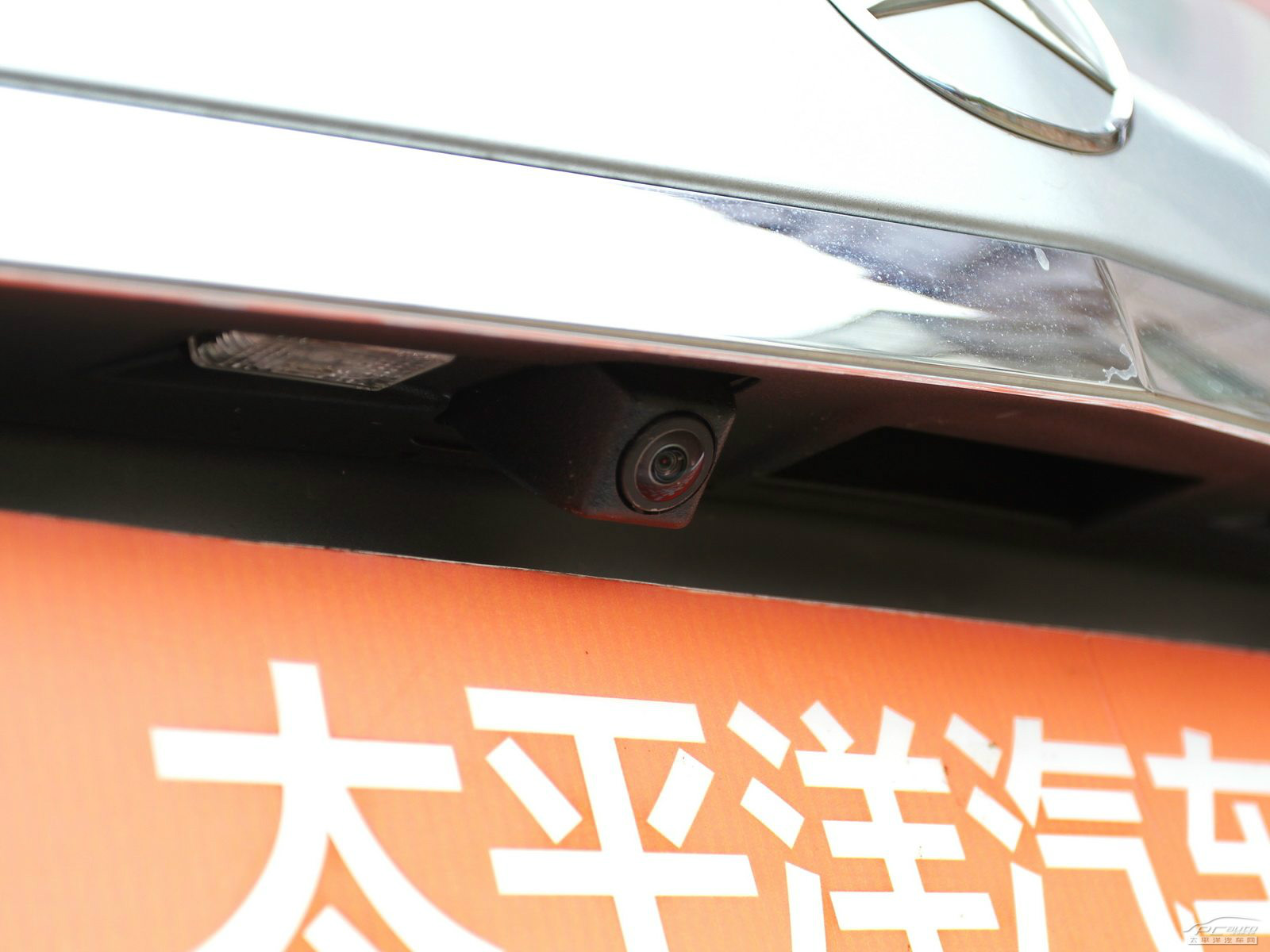 奔馳E級外觀高清大圖
