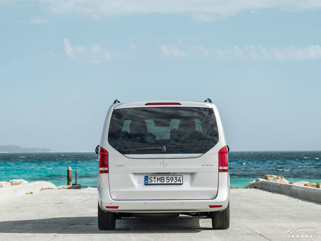 奔馳V級(jí)(海外)外觀高清大圖