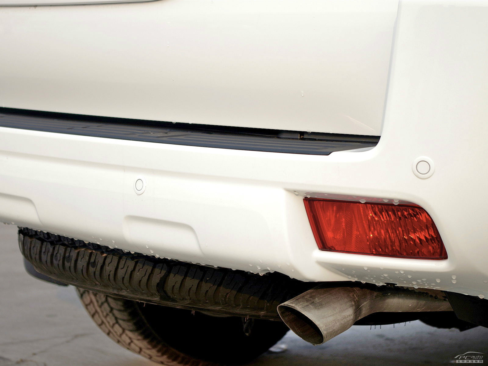 普拉多外觀高清大圖