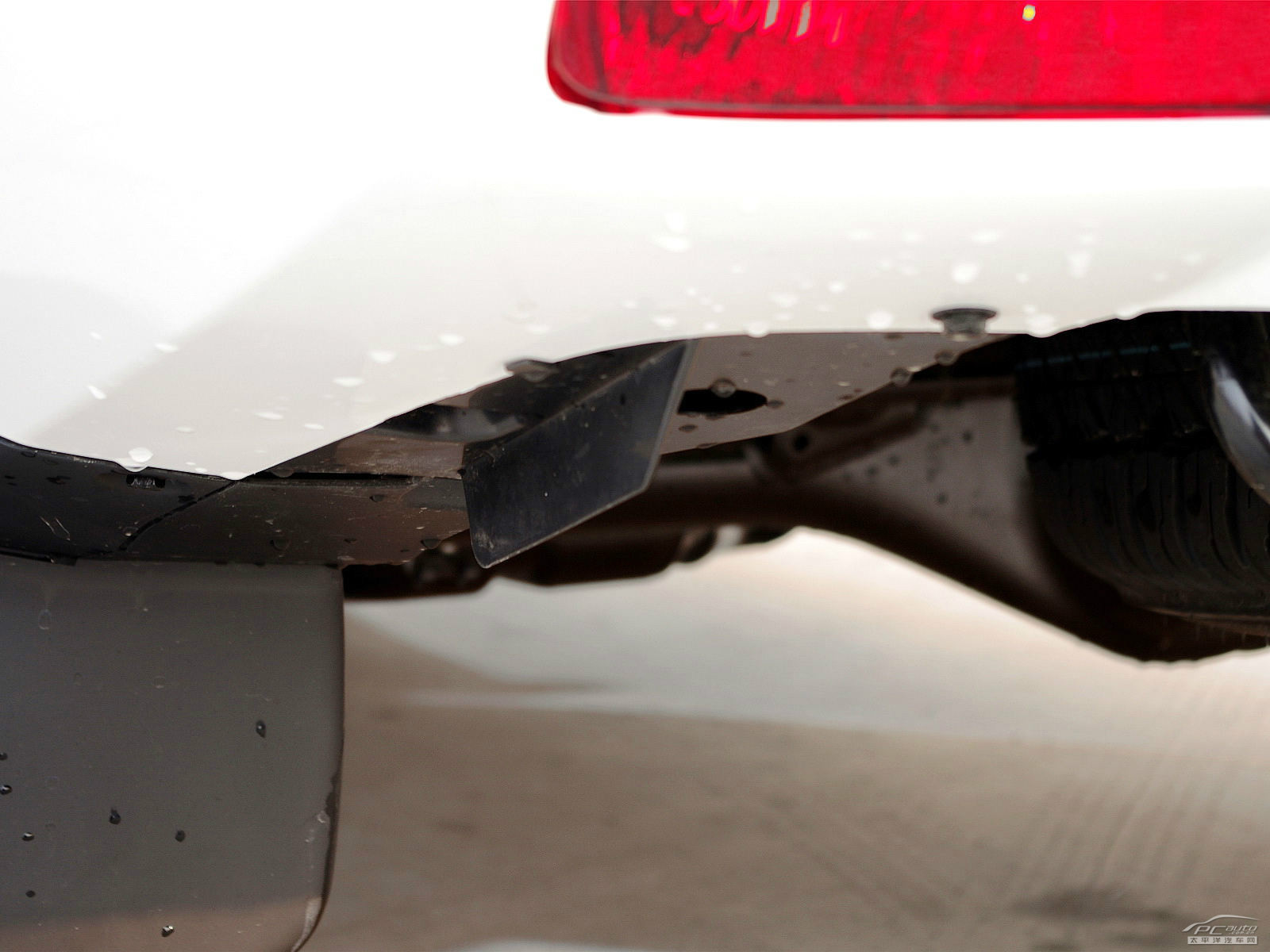 普拉多外觀高清大圖