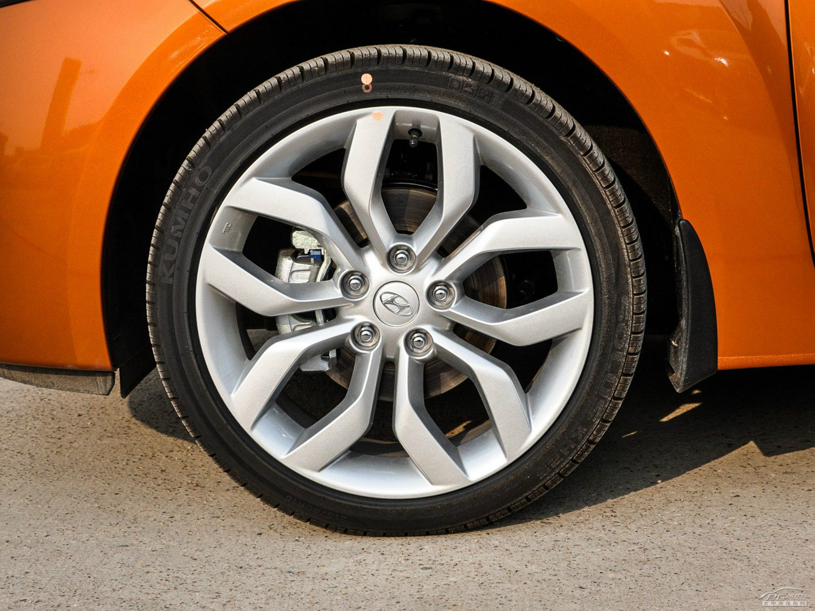 Veloster外觀高清大圖