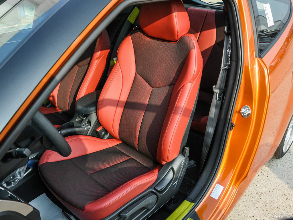 Veloster΃(ni)DƬ
