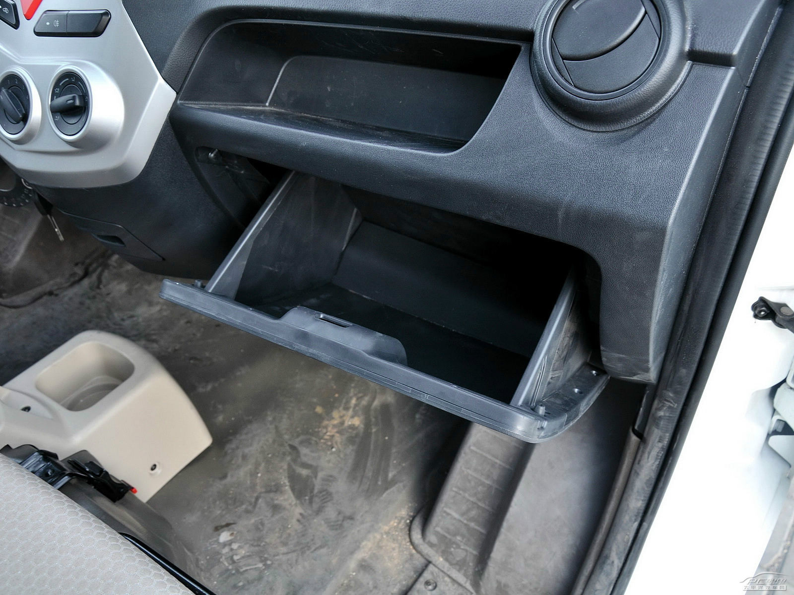 佳寶V80空間高清大圖