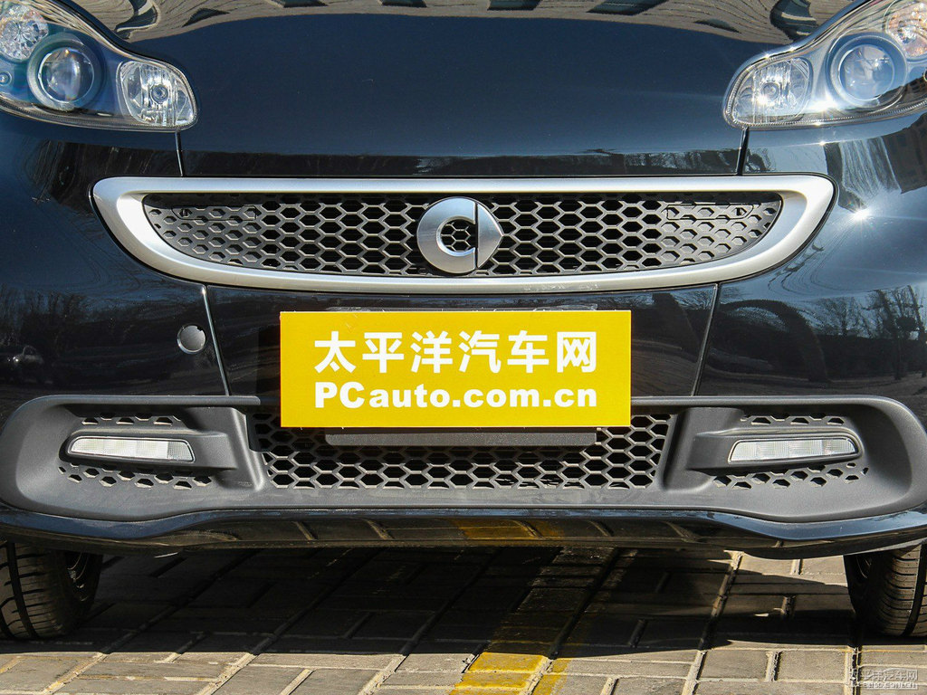 ɫsmart fortwo܇^^DƬ