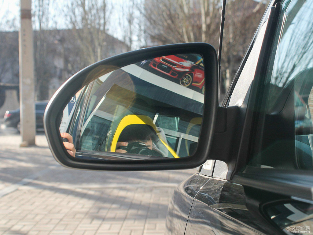 ɫsmart fortwo܇(ch)^DƬ