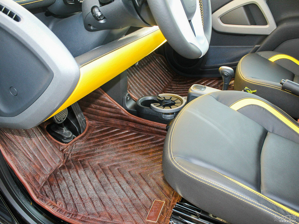 ɫsmart fortwo{˿ggDƬ