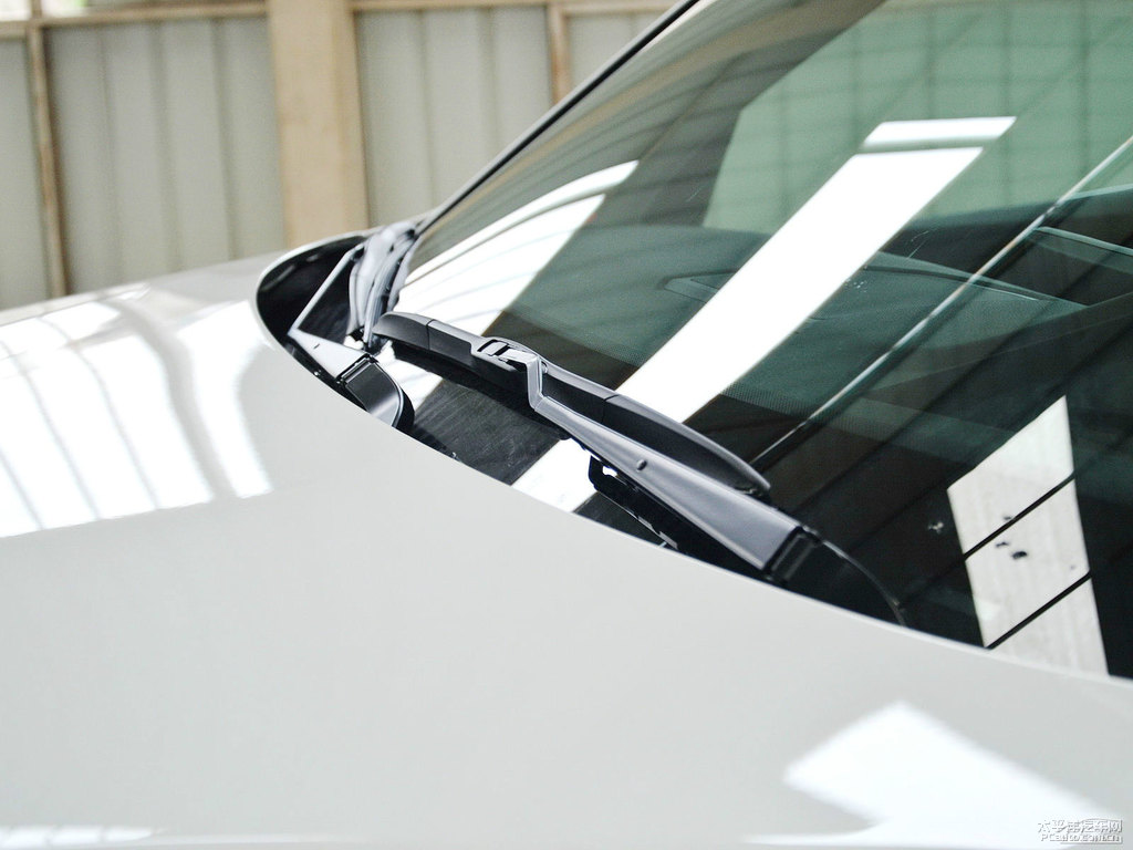礦石白寶馬X5(進(jìn)口)車身外觀圖片