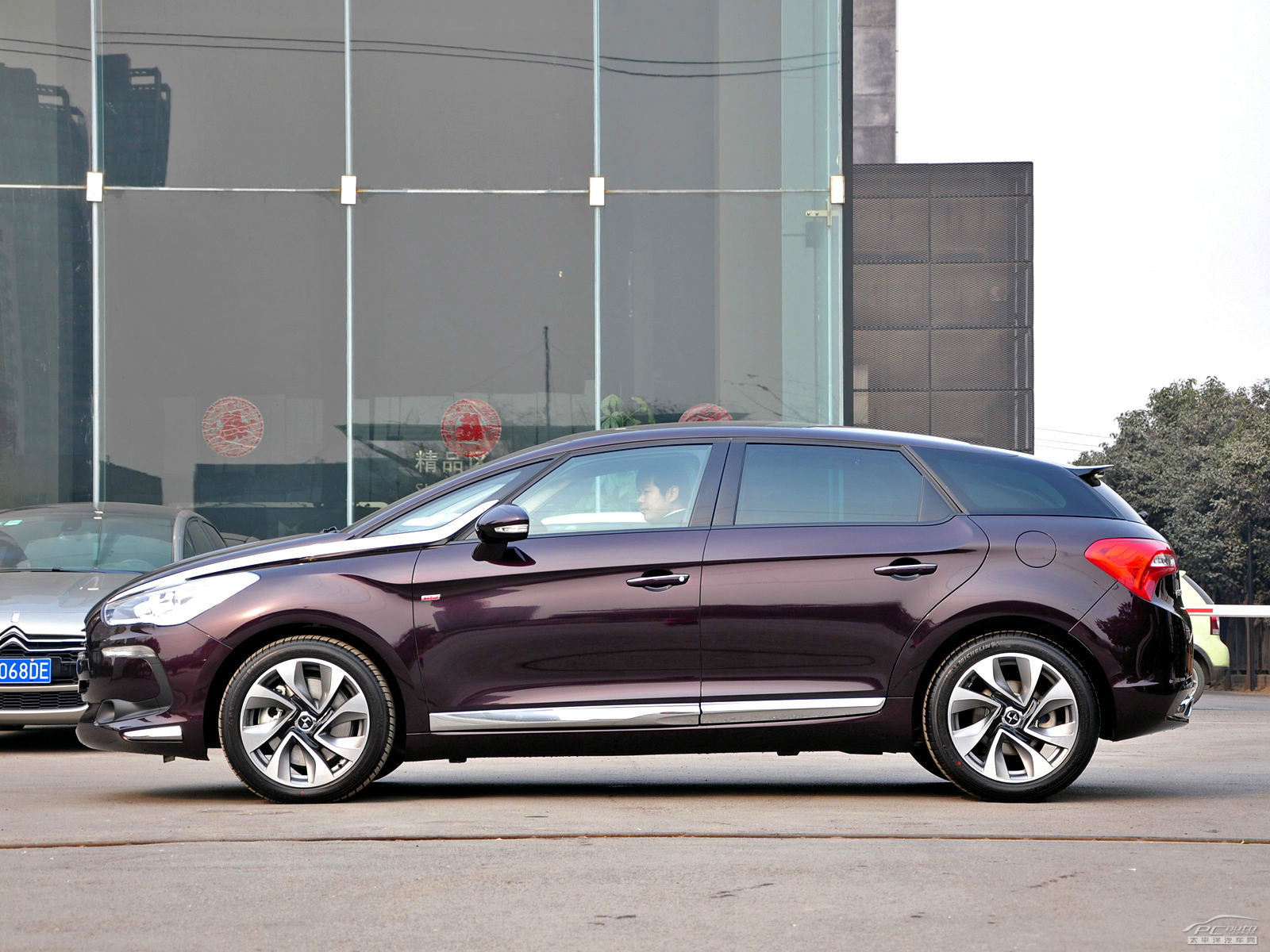 DS 5外觀高清大圖