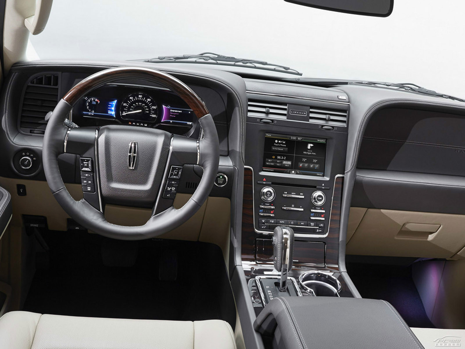 領航員內飾高清大圖