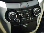 2013款 1.6L MT 豪華型 京V 2013款 1.6L MT 豪華型 京V