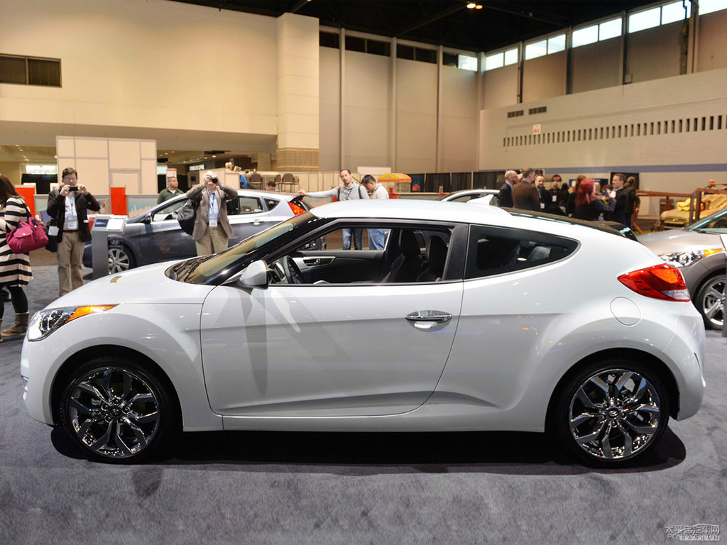 ͻVeloster^DƬ