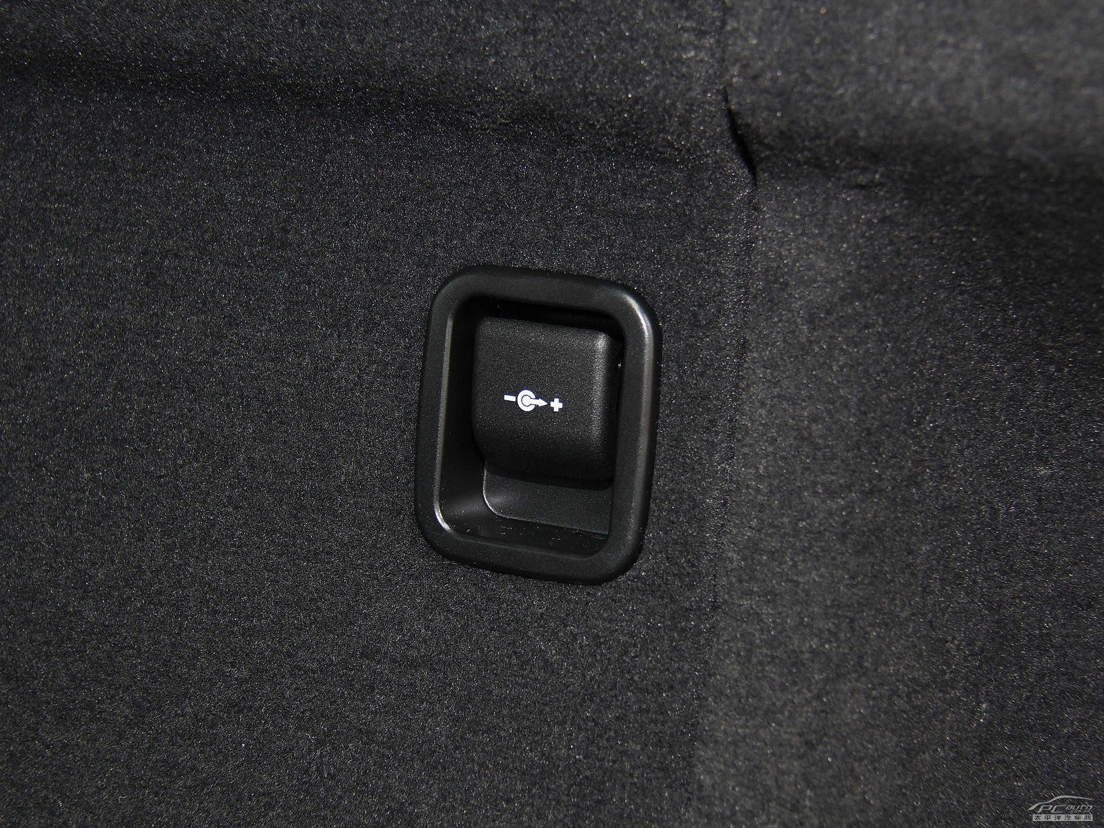 寶馬X5(進口)空間高清大圖