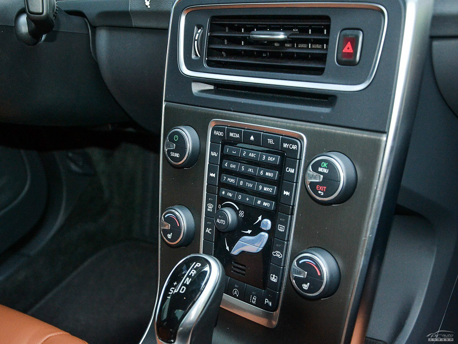 沃爾沃S60內飾高清大圖