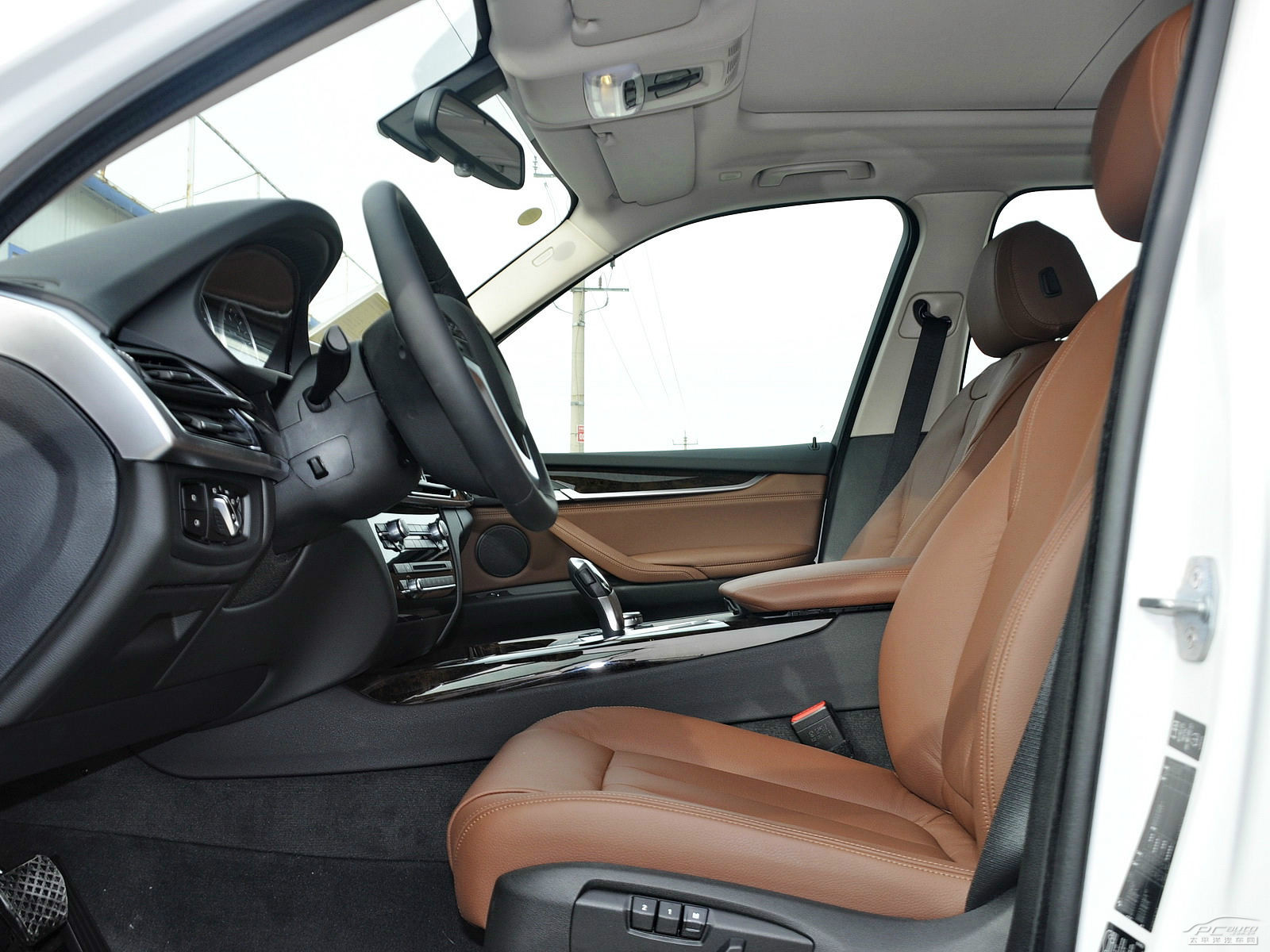 寶馬X5(進(jìn)口)空間高清大圖