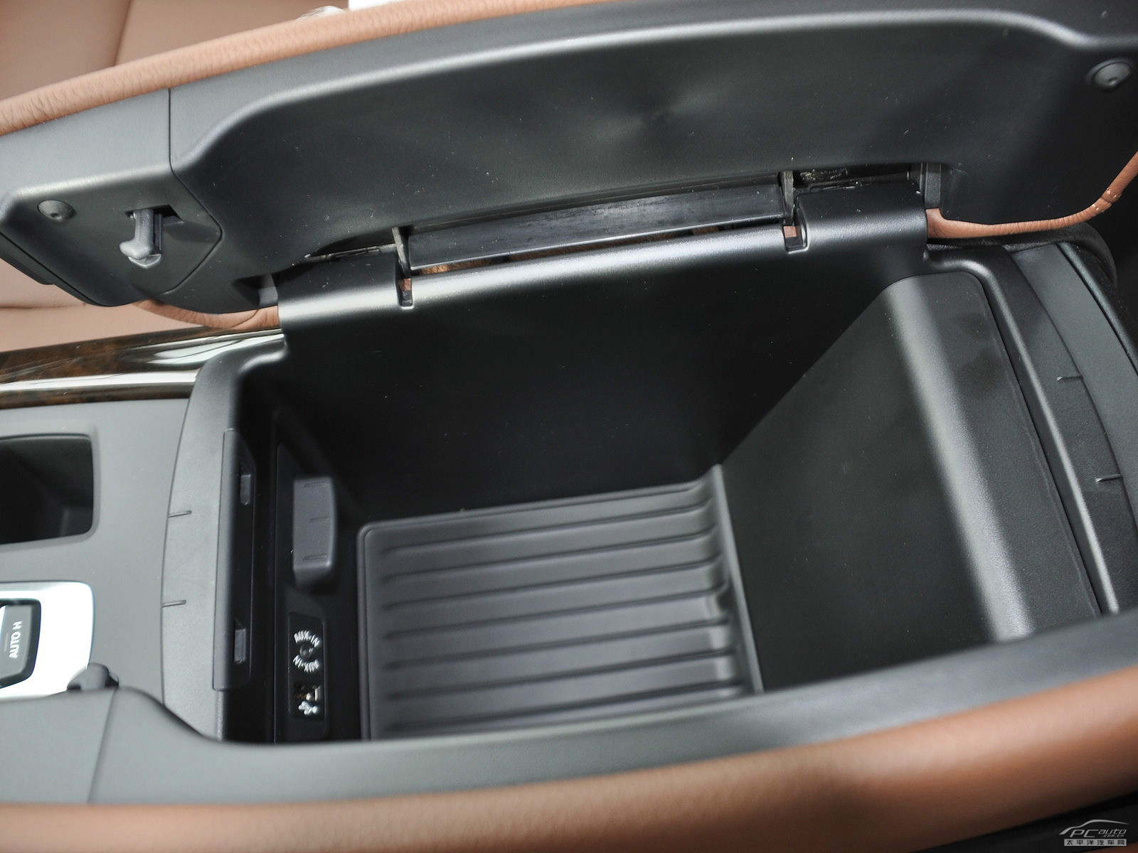 寶馬X5(進(jìn)口)空間高清大圖