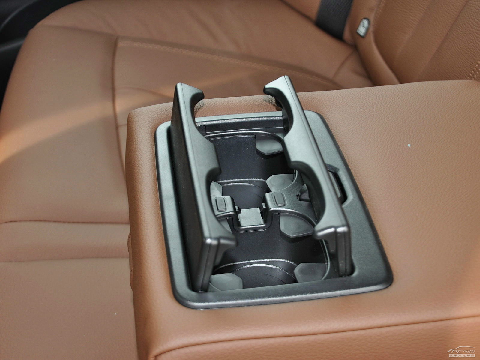 寶馬X5(進(jìn)口)空間高清大圖