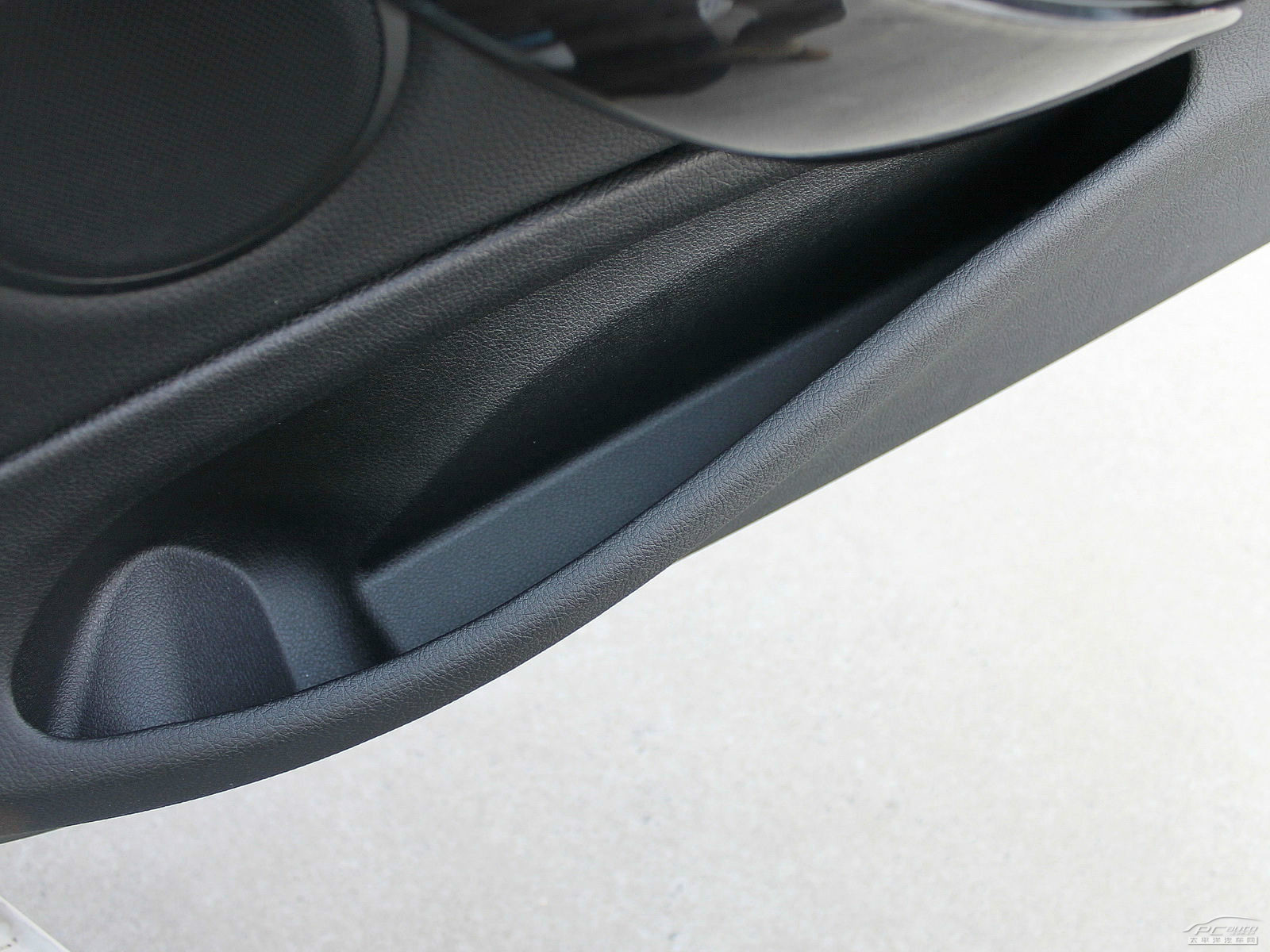 寶馬4系空間高清大圖