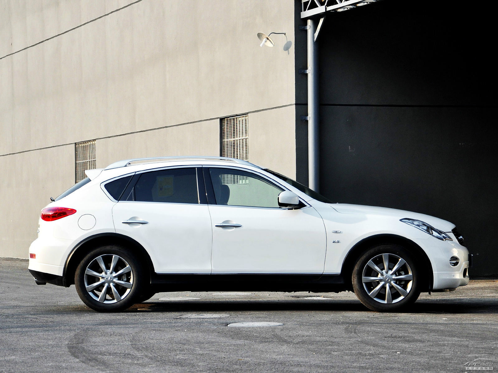 英菲尼迪QX50(進(jìn)口)外觀高清大圖